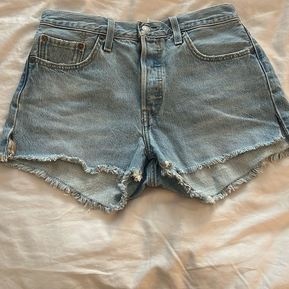 LEVIS cut off shorts denim